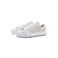 Hank Low-Top Sneakers (White) Hank Low-Top Sneakers (White)