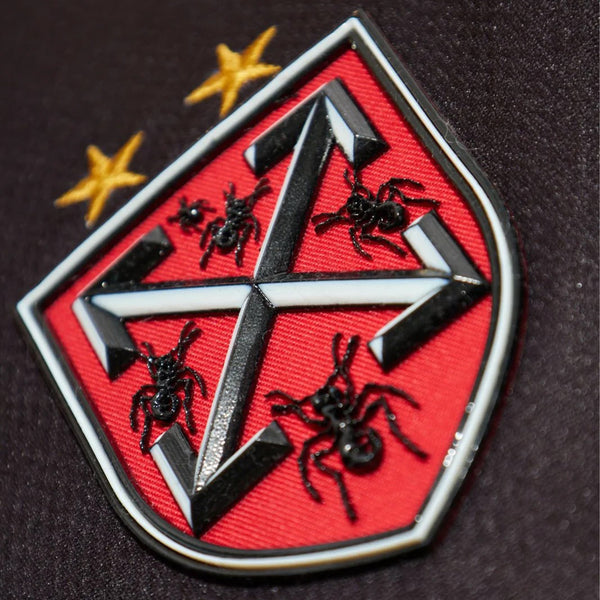 Big Off Gradient Soccer Short Sleeve T-shirt (Black/White)