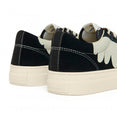 Dellow Cup Shroom Hands Suede (Black)