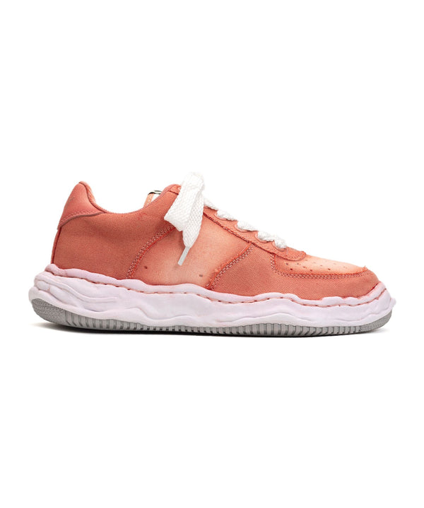 Wayne Low Top Sneakers (Pink)
