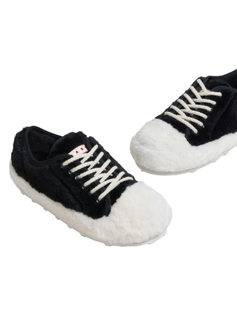 Women's Fluffy Sneakers (Black/White)